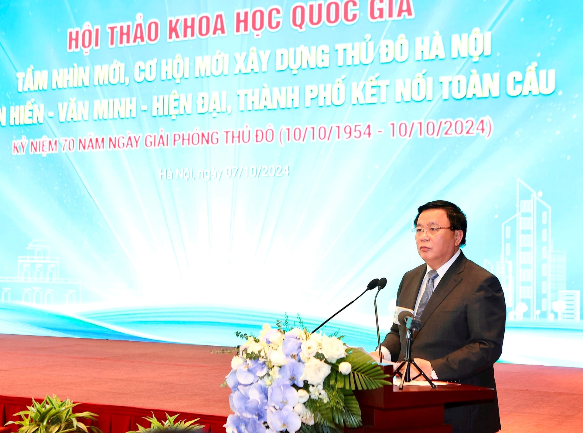 Làm tốt 4 vấn đề, đưa Hà Nội lên những tầm cao mới