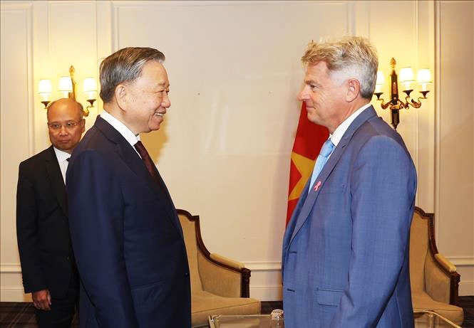 Tổng Bí thư, Chủ tịch nước Tô Lâm tiếp Bí thư toàn quốc Đảng Cộng sản Pháp Fabien Roussel