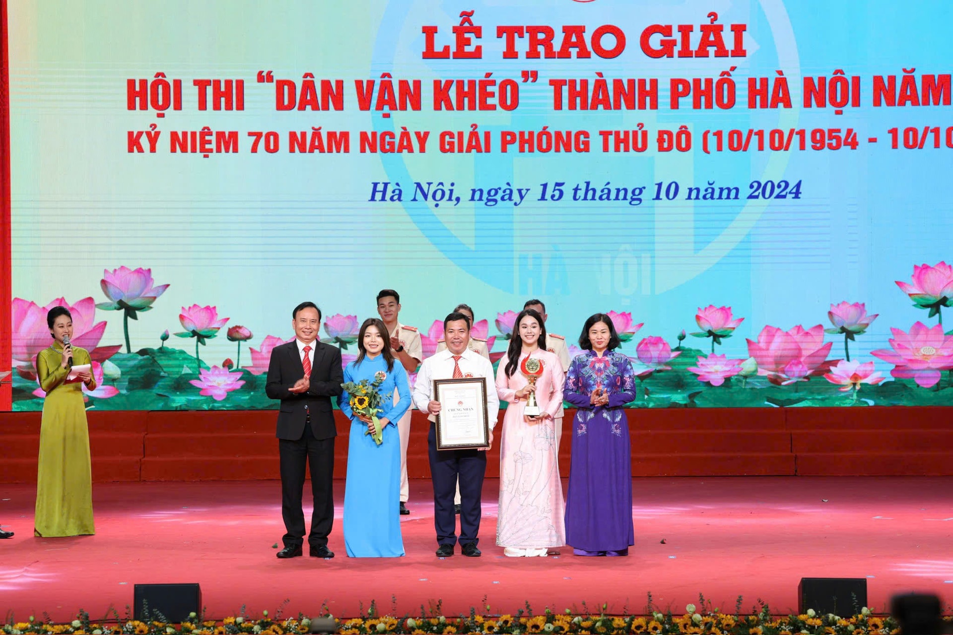 dvk-c-tuyen-trao-giai-nhat.jpg