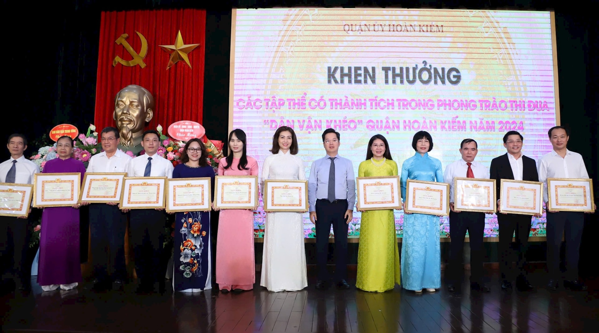 hk-a-dinh-khen-.jpg