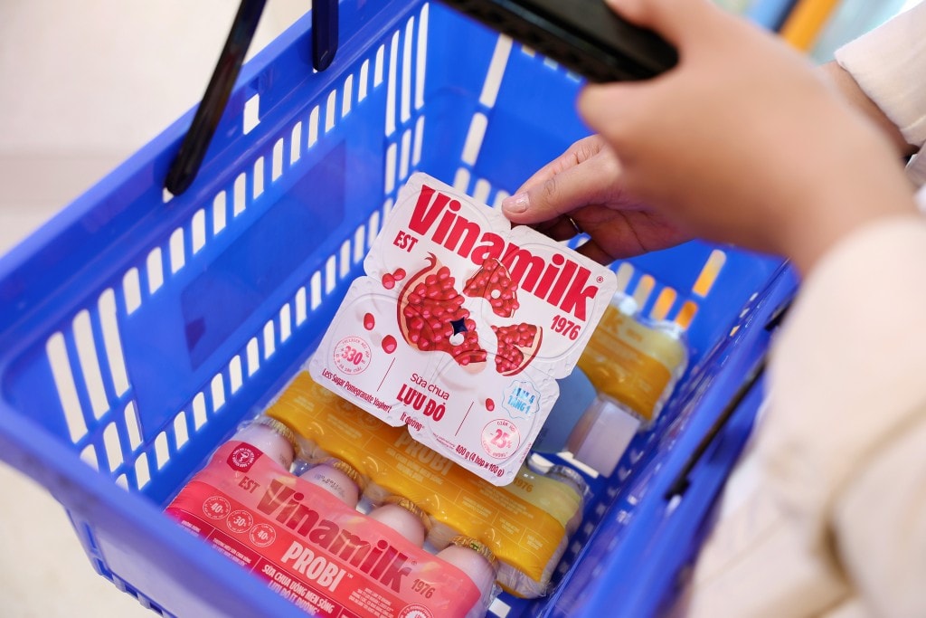 Đa vị, ít đường là một trong những yếu tố hấp dẫn của sản phẩm Vinamilk đối với người tiêu dùng Đa vị, ít đường là một trong những yếu tố hấp dẫn của sản phẩm Vinamilk đối với người tiêu dùng