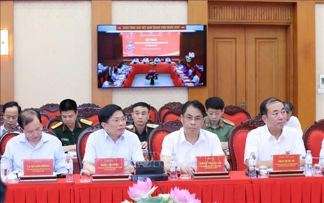 cac-dai-bieu-tham-du-hoi-thao-khoa-hoc-cong-tac-giao-duc-liem-chinh-de-phong-chong-tham-nhung-tieu-cuc-thuc-trang-va-giai-phap-do-ban-noi-chinh-trung-uong-to-chuc-thang-8-2024.-anh-ttxvn.jpg