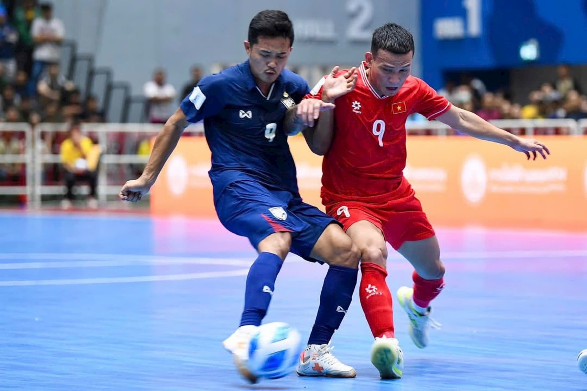 6-futsal-vn-thai.jpeg