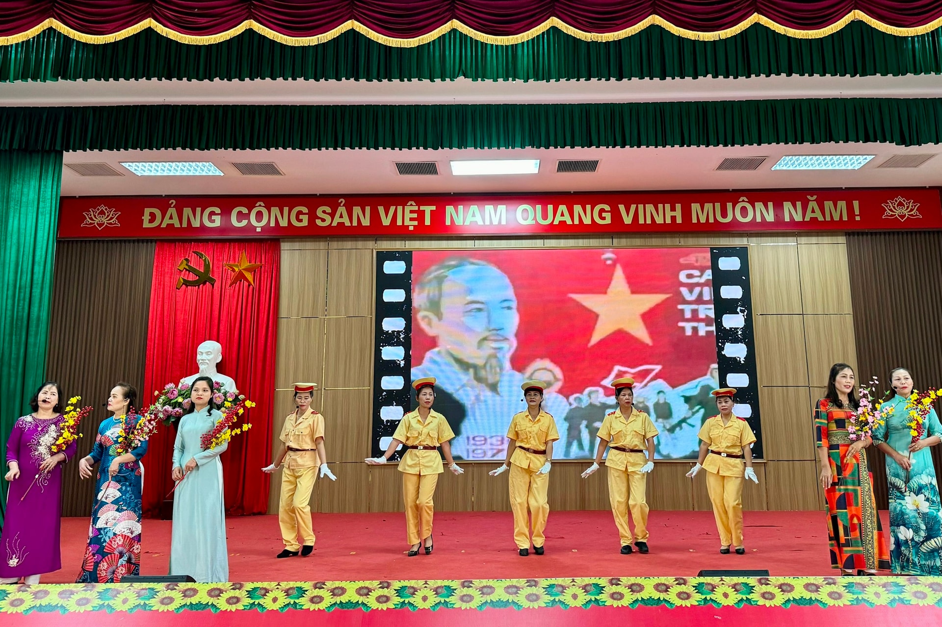 linh-chi.jpg