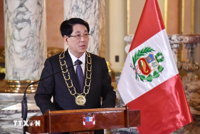 Lễ trao Huân chương ‘Mặt trời Peru’ cấp Đại Thập tự tặng Chủ tịch nước Lương Cường ảnh 3