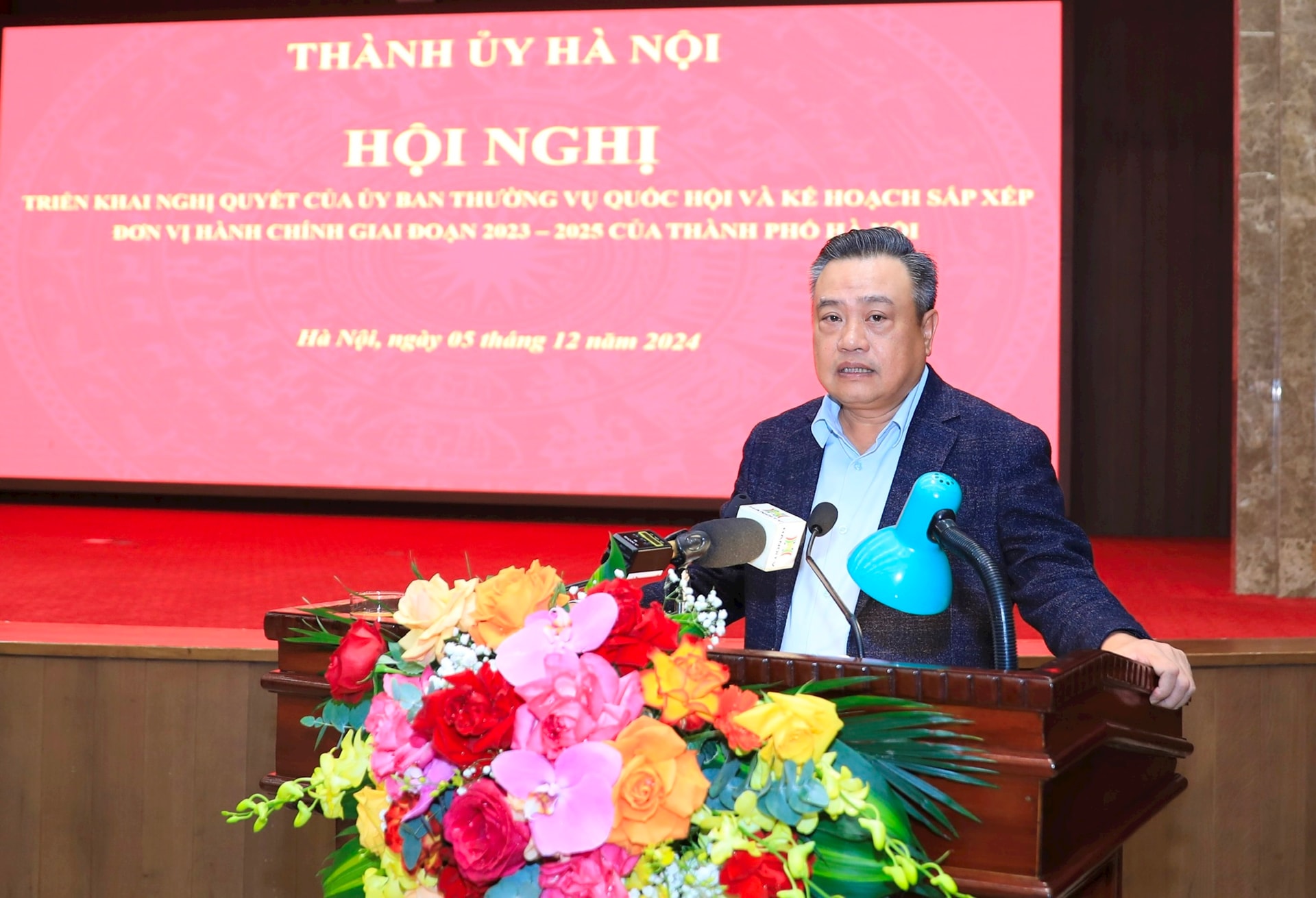 hanh-chinh1.jpg