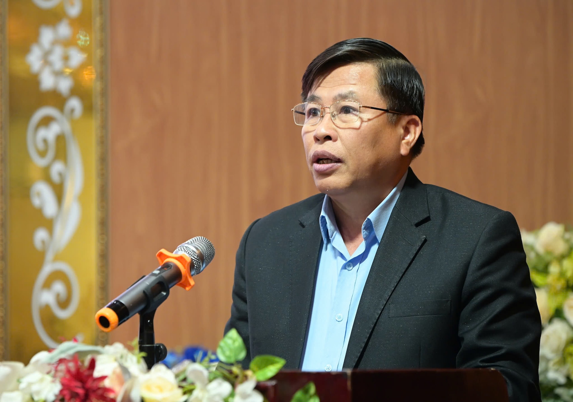 hoa-binh-6-12.jpg