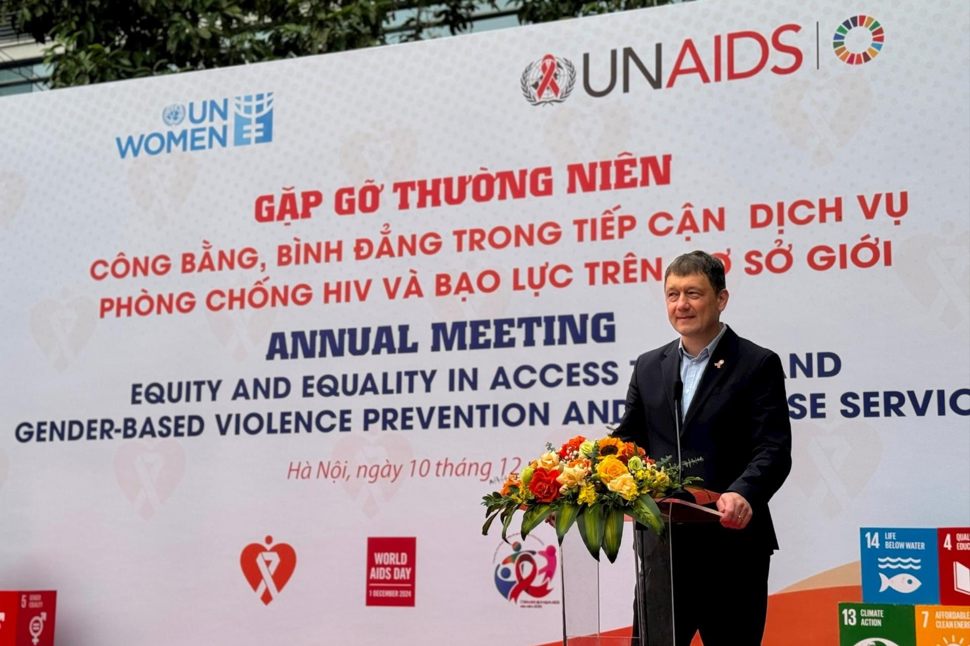 unaids(1).jpg