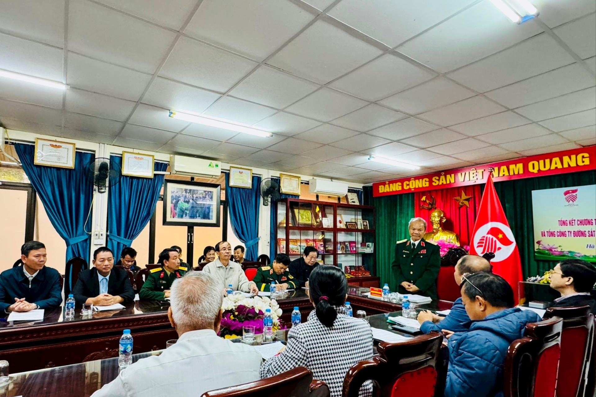 2-trung-tuong-hoang-khanh-hung-chia-se(1).jpg