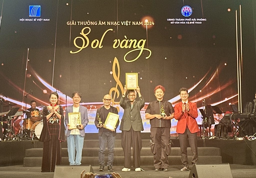 Các nghệ sĩ nhận giải thưởng Sol Vàng