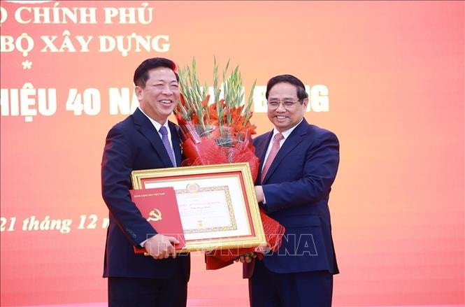 cdnmedia.baotintuc.vn-upload-yzmstsdtjb0m07hfj2ga-files-2025-12-1-_bo-xay-dung-211225-12.jpg