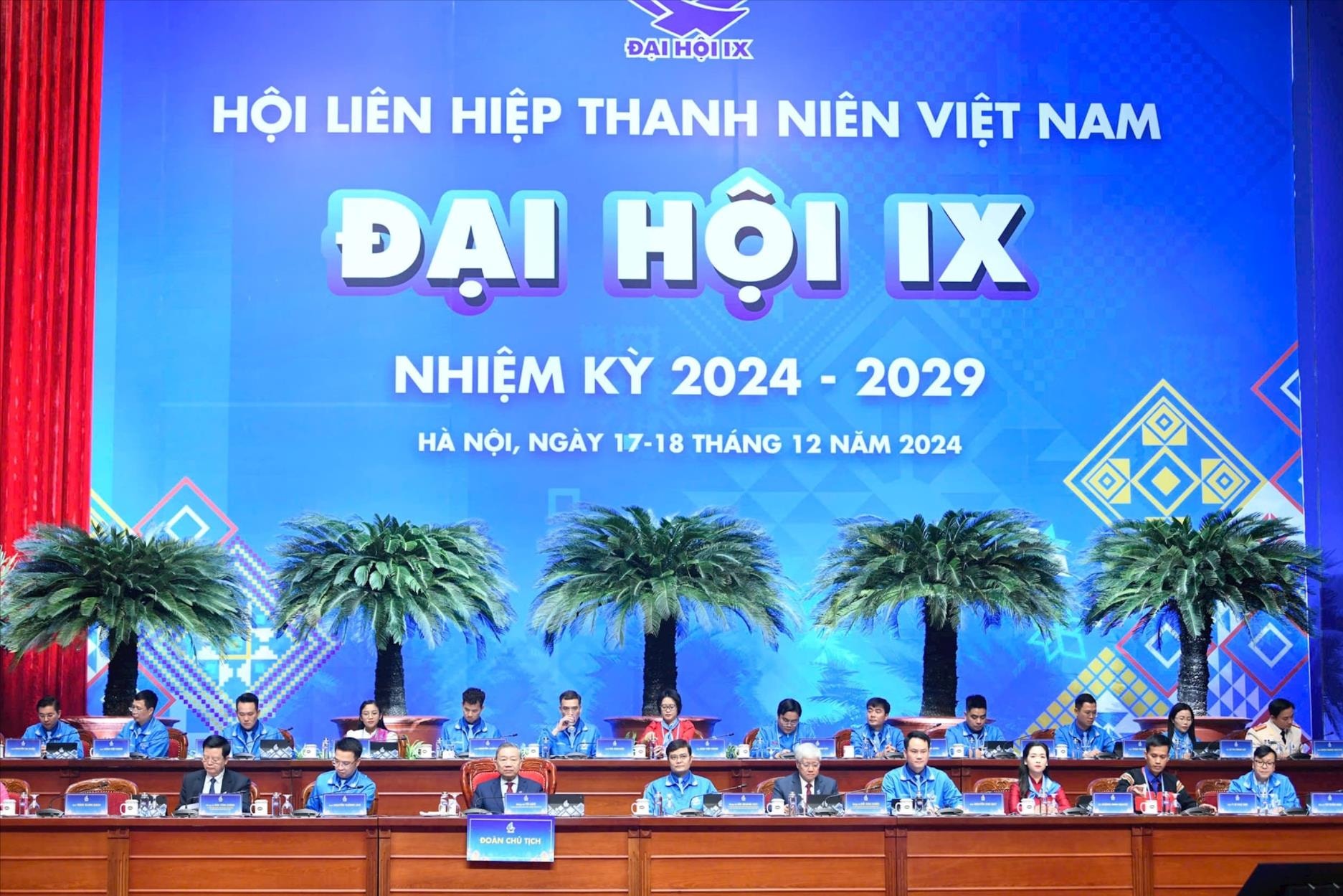 dai-hoi-thanh-nien-2(1).jpg