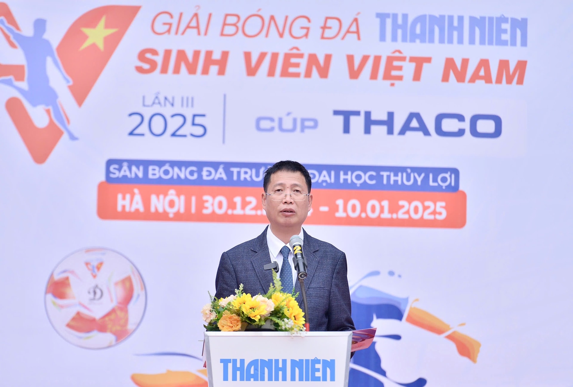 30-viet-hung.jpg