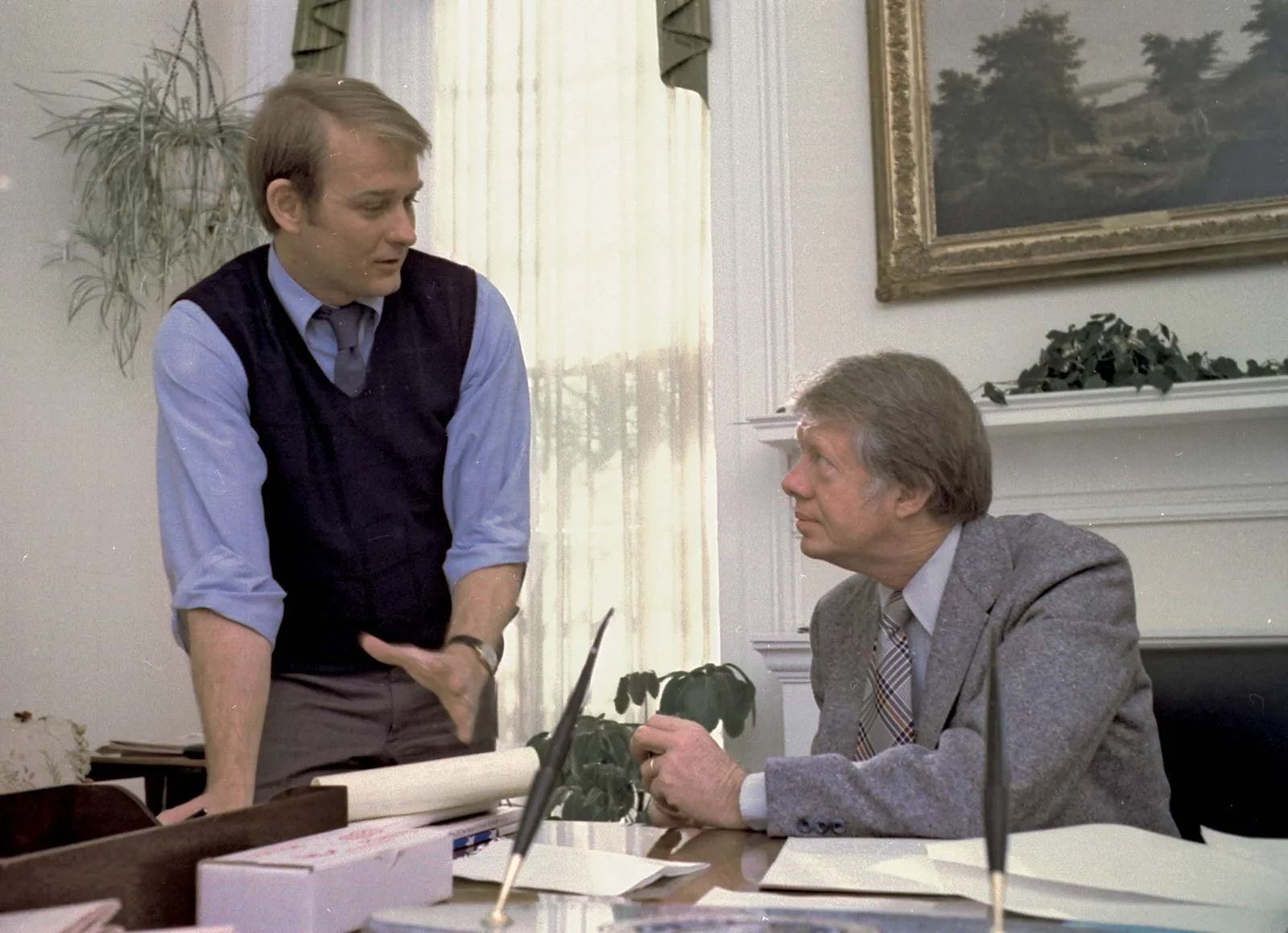 jody-powell-press-secretary-pres-jimmy-carter-1977.jpg