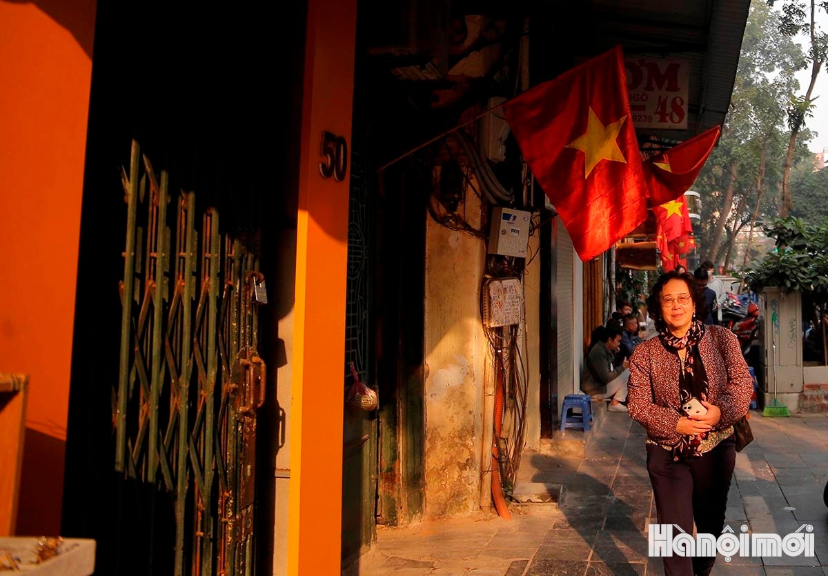 W_ha-noi-yen-binh-trong-nang-som-dau-nam-moi-2025-13-.jpg