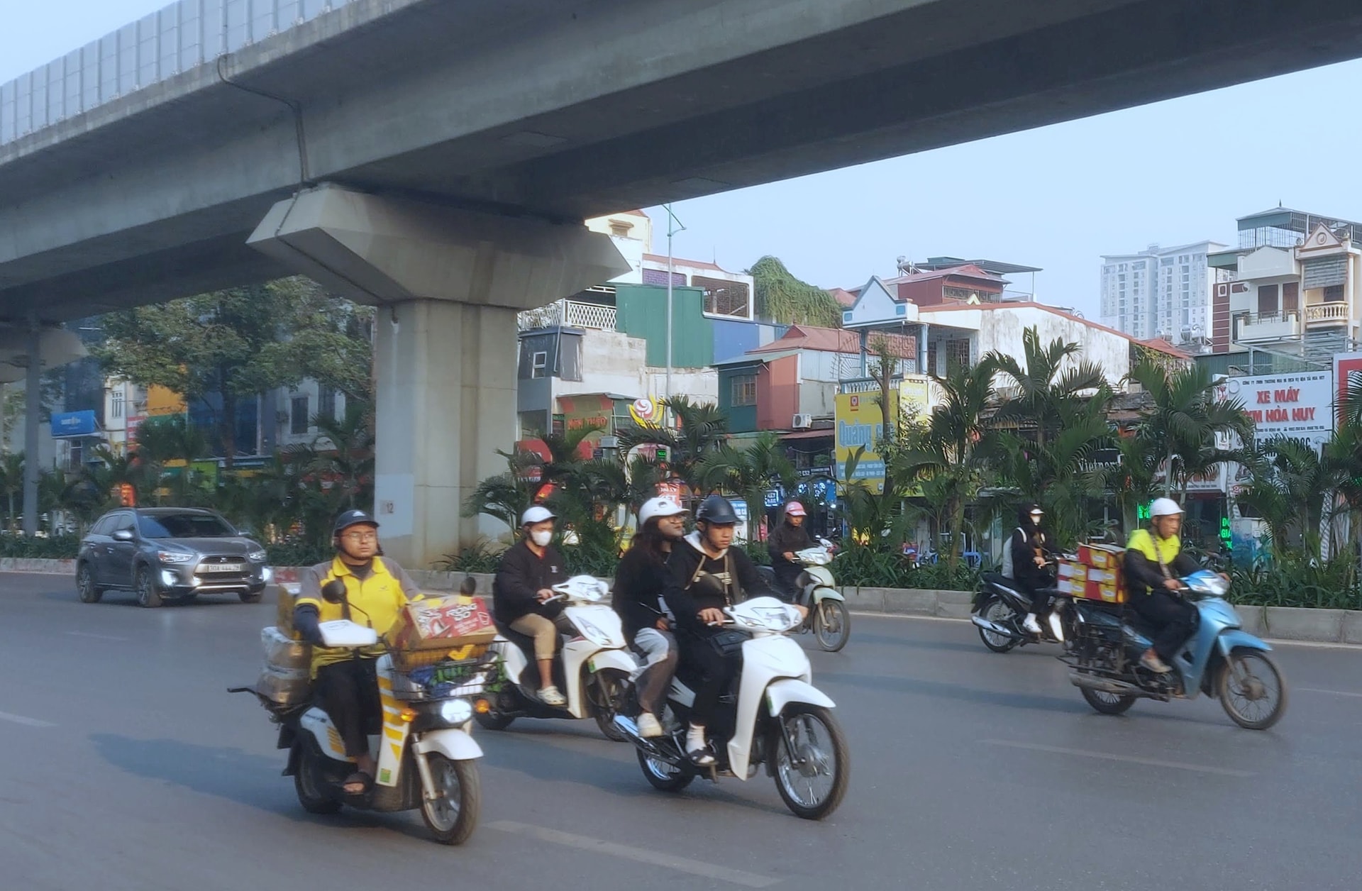 ha-noi-ret-dam.jpg