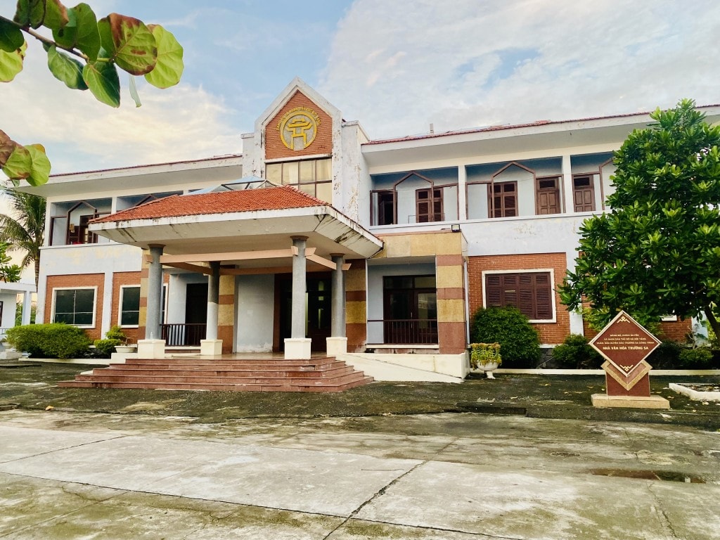 Nhà văn hoá Trường Sa