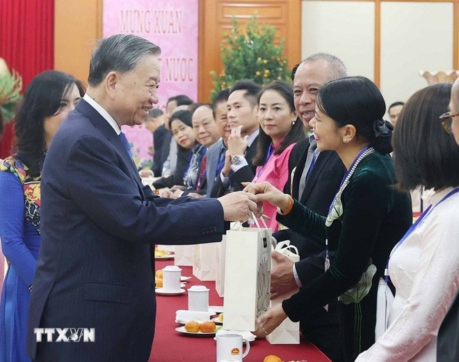 Tổng Bí thư Tô Lâm gặp gỡ kiều bào tiêu biểu dự chương trình 