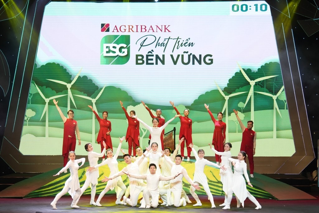Phần thi của đội Agribank