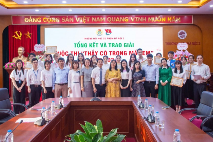 Lễ tổng kết và trao giải cuộc thi “Thầy cô trong mắt em”