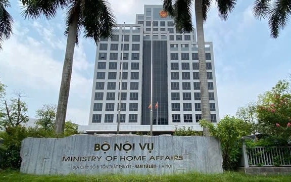 Rà soát cán bộ, công chức cấp xã, báo cáo Bộ Nội vụ trước ngày 10-3