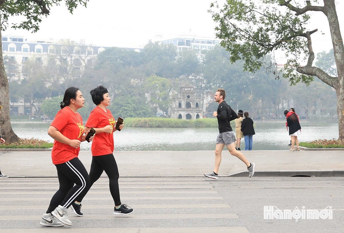 Hà Nội tăng nhiệt, nắng ấm