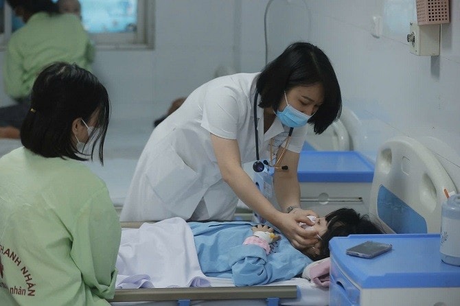 Kiểm soát nhiễm khuẩn, phòng lây nhiễm chéo bệnh sởi trong các cơ sở y tế - Tin tức sự kiện - Cổng thông tin điện tử Sở y tế Hà Nội