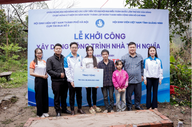 Không chỉ xây nhà
