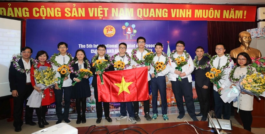 Học sinh Hà Nội đạt thành tích cao trong Kỳ thi Olympic Quốc tế IOM - lần thứ V