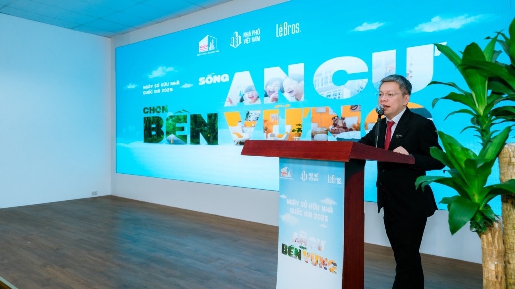 Ông Lê Quốc Vinh, đại diện Công ty TNHH Lê và Anh Em phát biểu tại chương trình