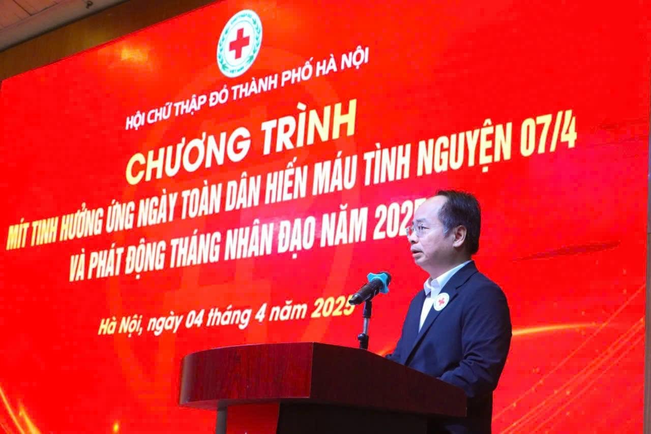 anh-2.-ong-tu-luc(1).jpg