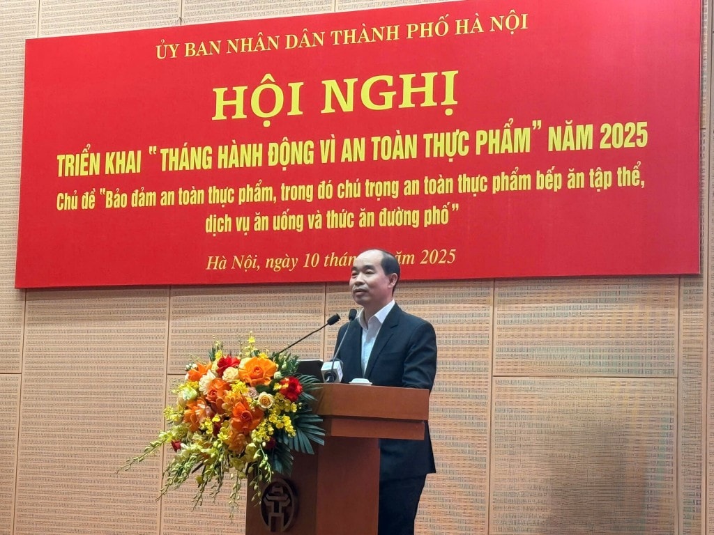 Đẩy mạnh truyền thông