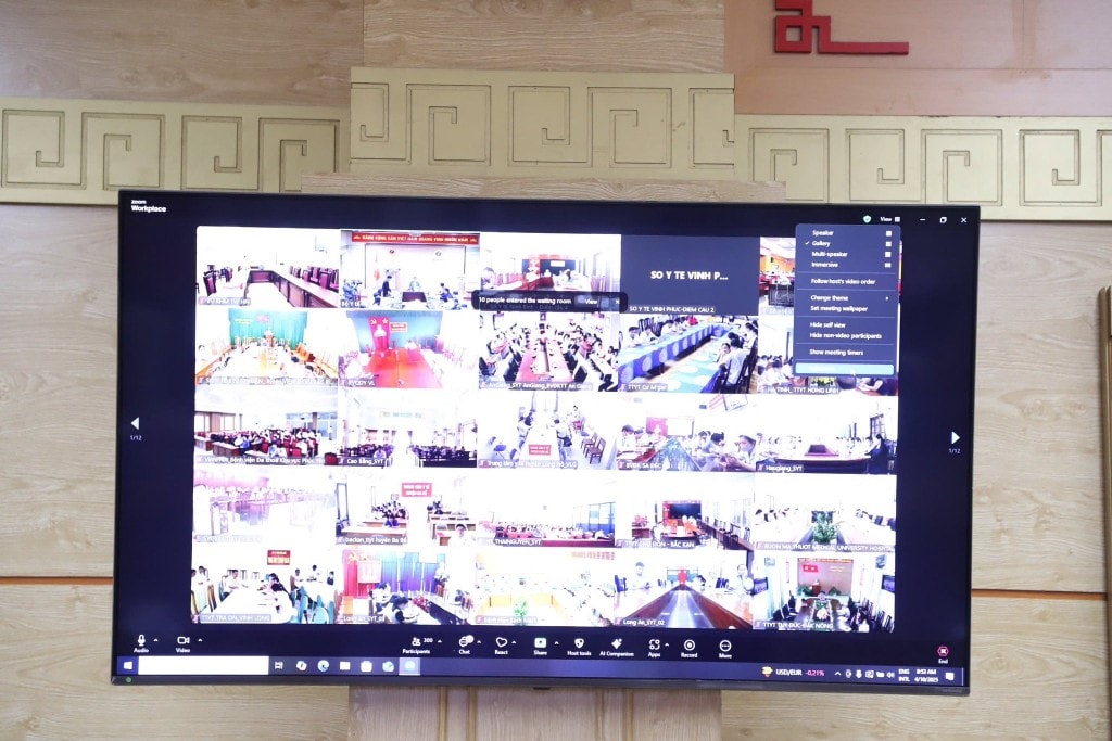 Hội nghị kết nối đến các điểm cầu