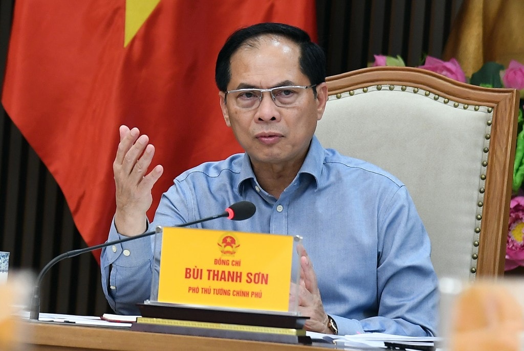Phó Thủ tướng Bùi Thanh Sơn phát biểu tại cuộc họp của Ban Chỉ đạo quốc gia về ODA và vốn vay ưu đãi - Ảnh: VGP/Hải Minh