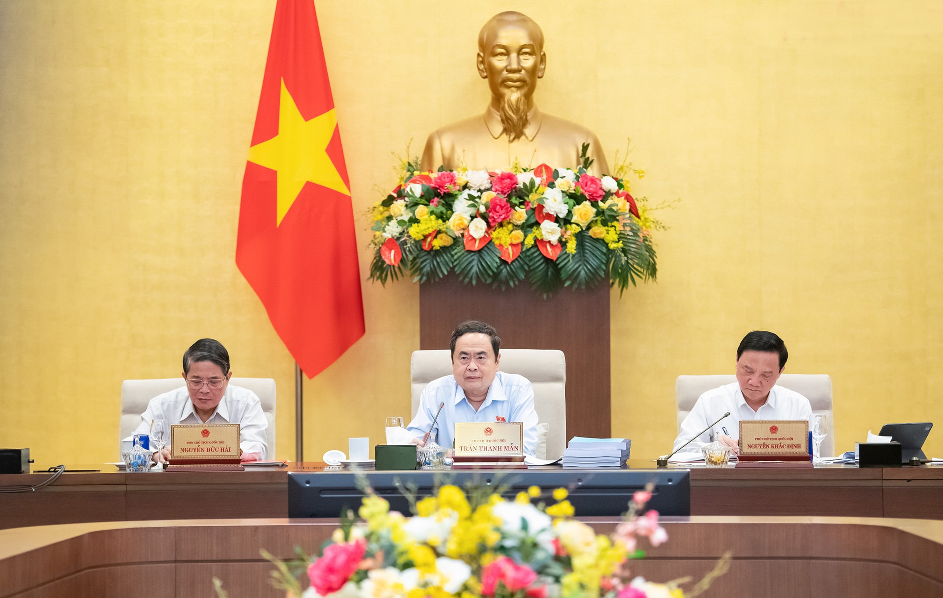 chu-tich-quoc-hoi-tran-thanh-man-phat-bieu-tai-phien-hop-thu-44-cua-uy-ban-thuong-vu-quoc-hoi-ngay-15-4.-anh-nghia-duc.jpg