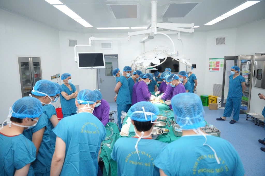 Trắng đêm nối dài hành trình sự sống cho bao người