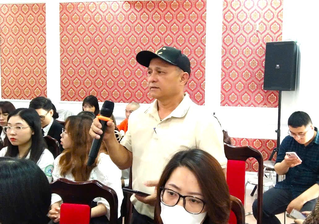 TRỰC TUYẾN HÌNH ẢNH: Gần 300 đoàn viên, người lao động đối thoại về Luật Thủ đô, Luật Công đoàn