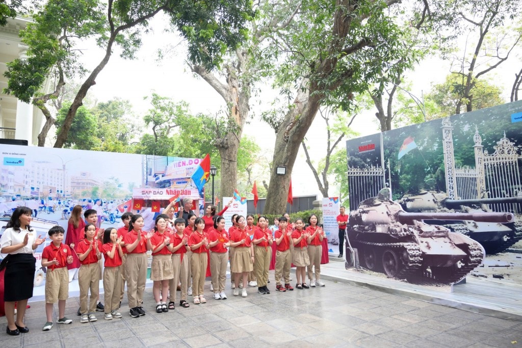 Thế hệ hôm nay tri ân những người hi sinh vì hòa bình