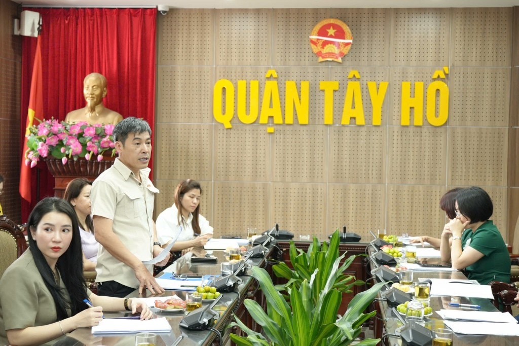 Phát hiện nhiều thực phẩm hết hạn tại công ty Bếp Lang Liêu Phát hiện nhiều thực phẩm hết hạn tại công ty Bếp Lang Liêu