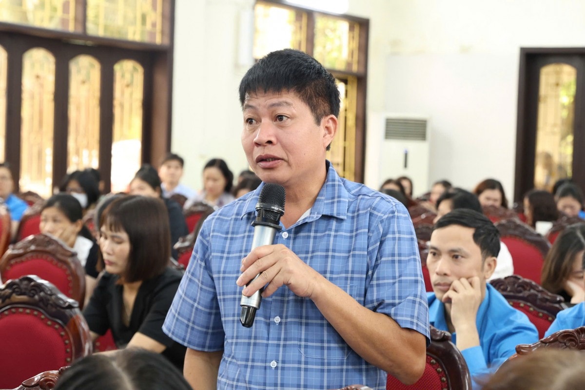 TRỰC TUYẾN HÌNH ẢNH: Chính sách đối với cán bộ nghỉ trước tuổi khi thực hiện tinh gọn bộ máy