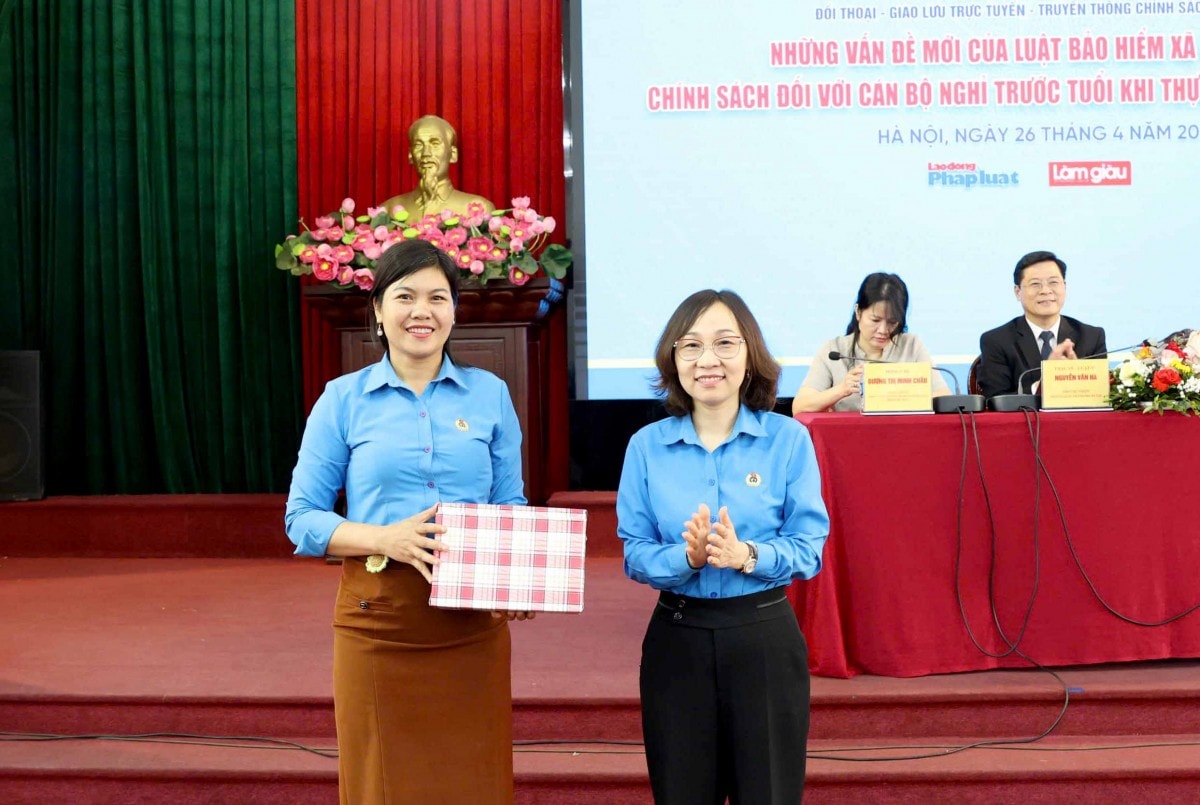 TRỰC TUYẾN: Chính sách liên quan đến người lao động khi thực hiện sắp xếp tổ chức bộ máy