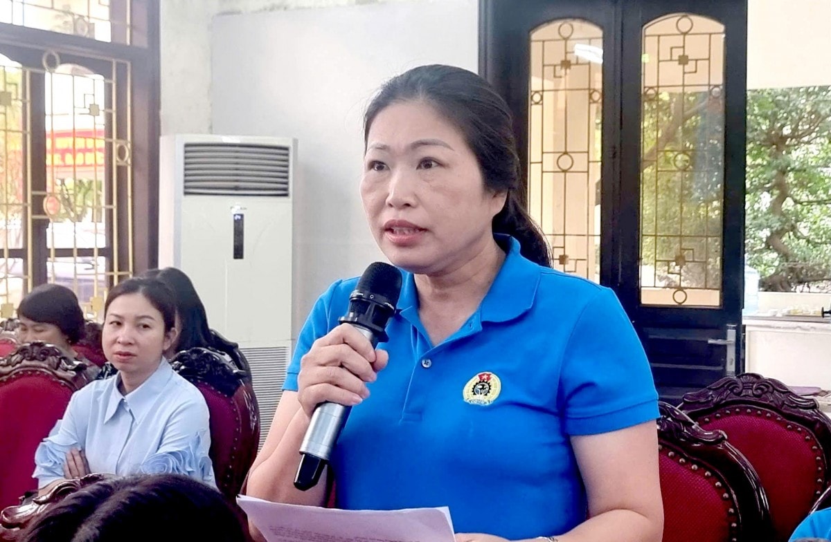 TRỰC TUYẾN HÌNH ẢNH: Chính sách đối với cán bộ nghỉ trước tuổi khi thực hiện tinh gọn bộ máy