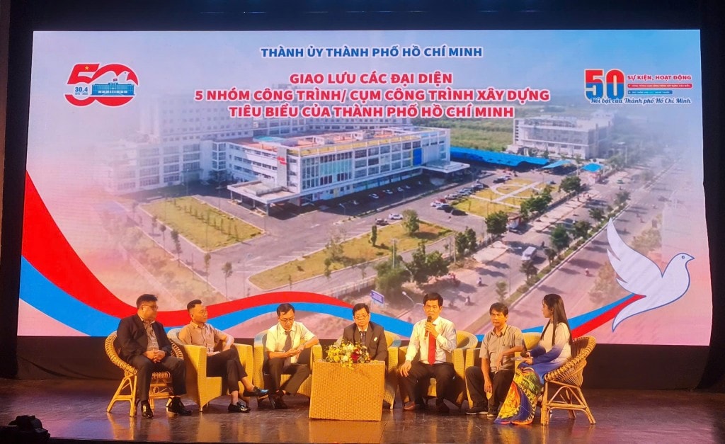 Đại diện các công trình, cụm công trình chia sẻ tại buổi lễ