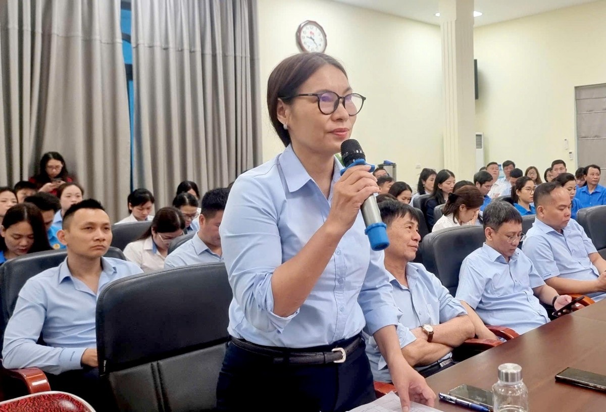 TRỰC TUYẾN HÌNH ẢNH: Đối thoại, giao lưu về những chính sách mới liên quan đến người lao động