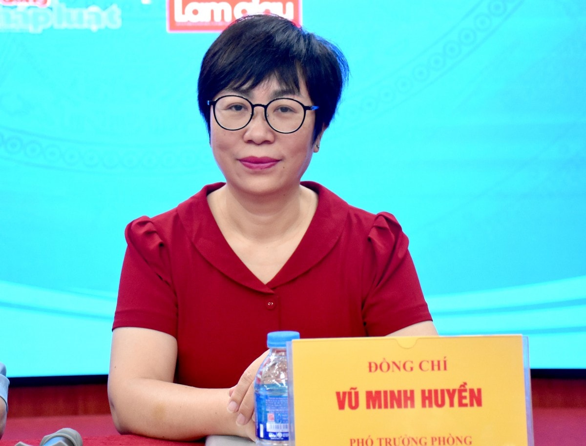 TRỰC TUYẾN HÌNH ẢNH: Giải đáp vướng mắc về chính sách tiền lương, bảo hiểm xã hội và Luật Thủ đô 2024