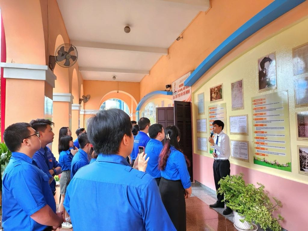 bt-hochiminh.jpg