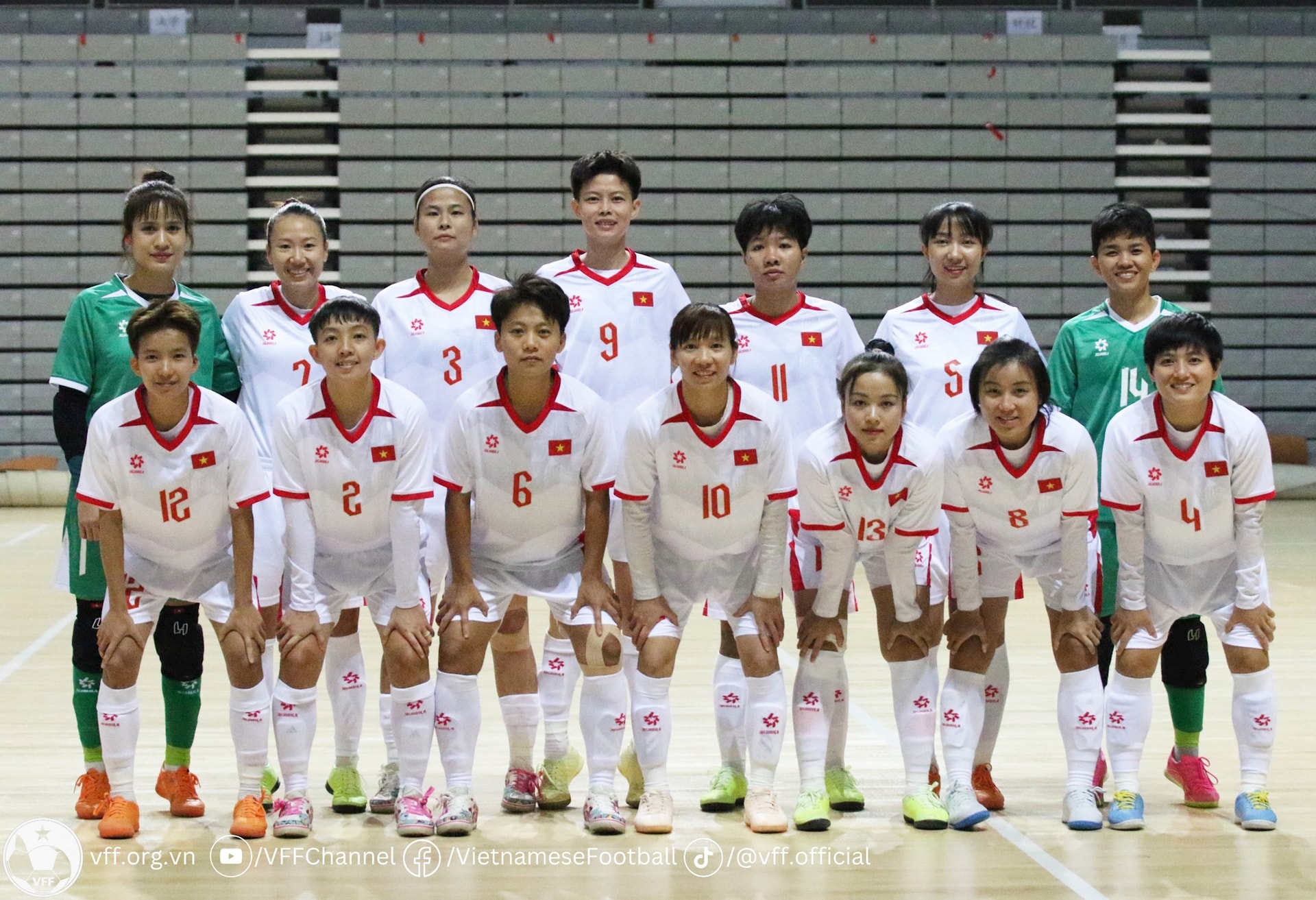 4-futsal-nu-vn3.jpeg
