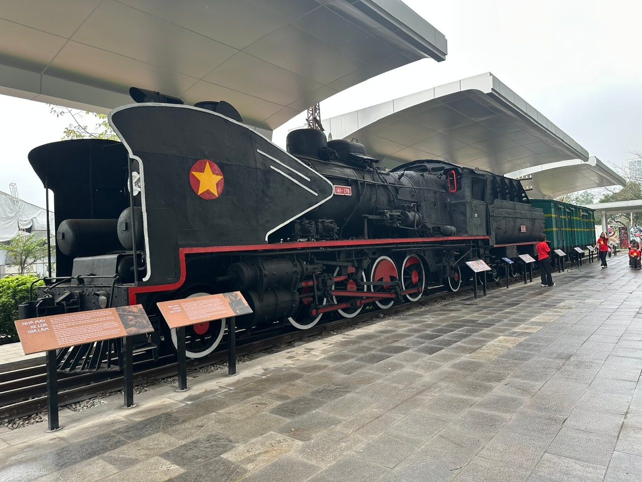 sang-tao-hn-2.jpg