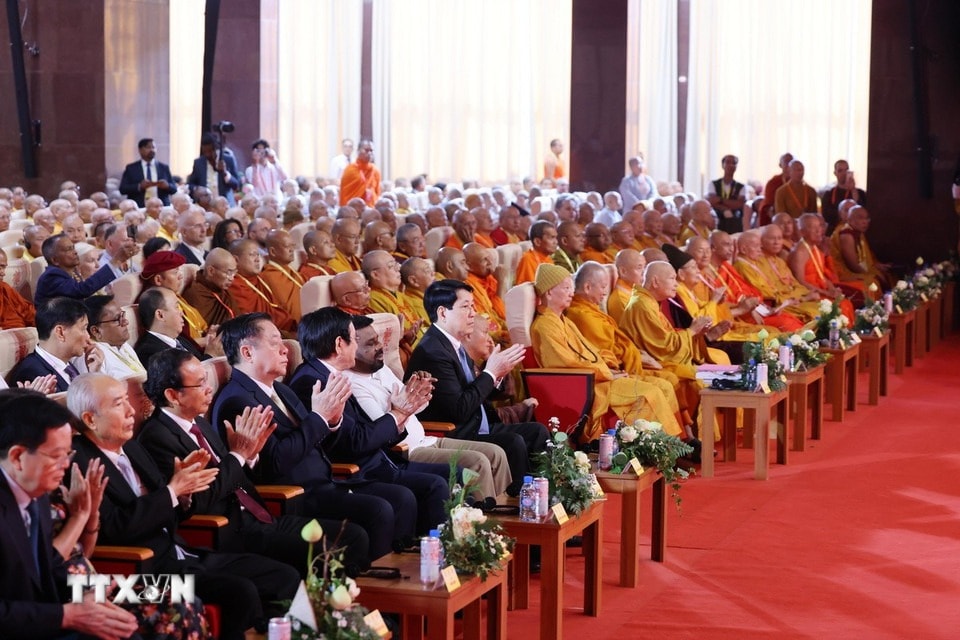 chu-tich-nuoc-du-dai-le-2.jpg