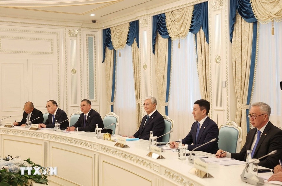 vietnam-kazakhstan-3.jpg